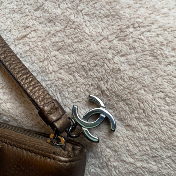 CHANEL Never Used CC Logo Zipper Long Wallet - Picture 8 of 8